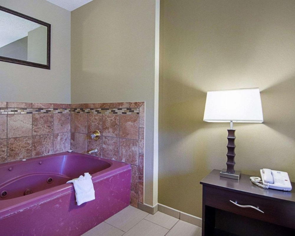 Quality Inn & Suites Little Rock West Image 12