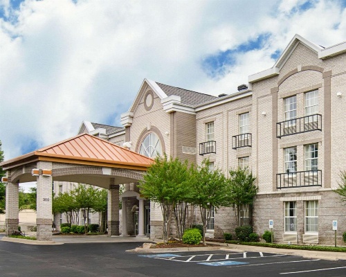 Quality Inn & Suites Little Rock West image 2