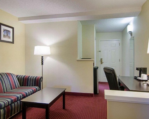 Quality Inn & Suites Little Rock West image 8